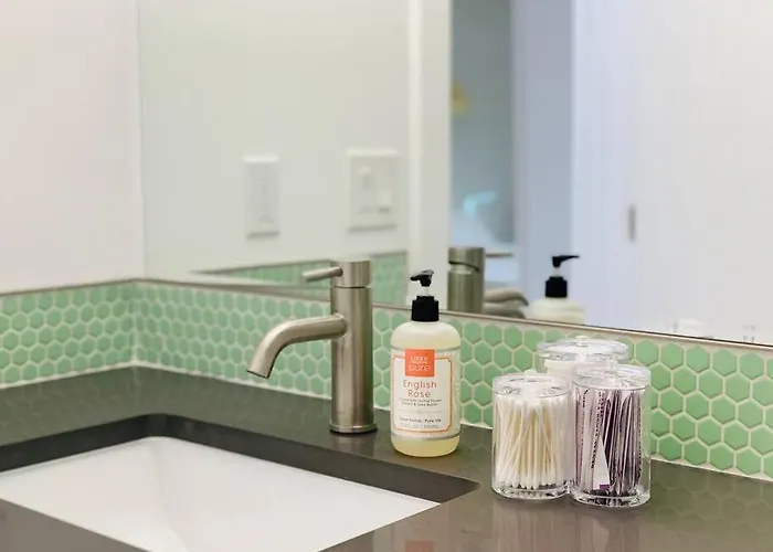 Hidden Gem In Ot With Heated Pool Apartment Scottsdale
